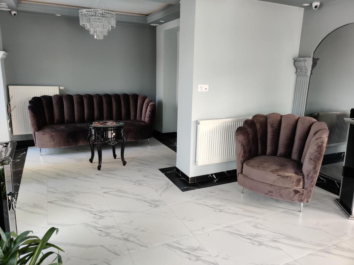 Aparthotel Belweder à Porosły Extérieur photo