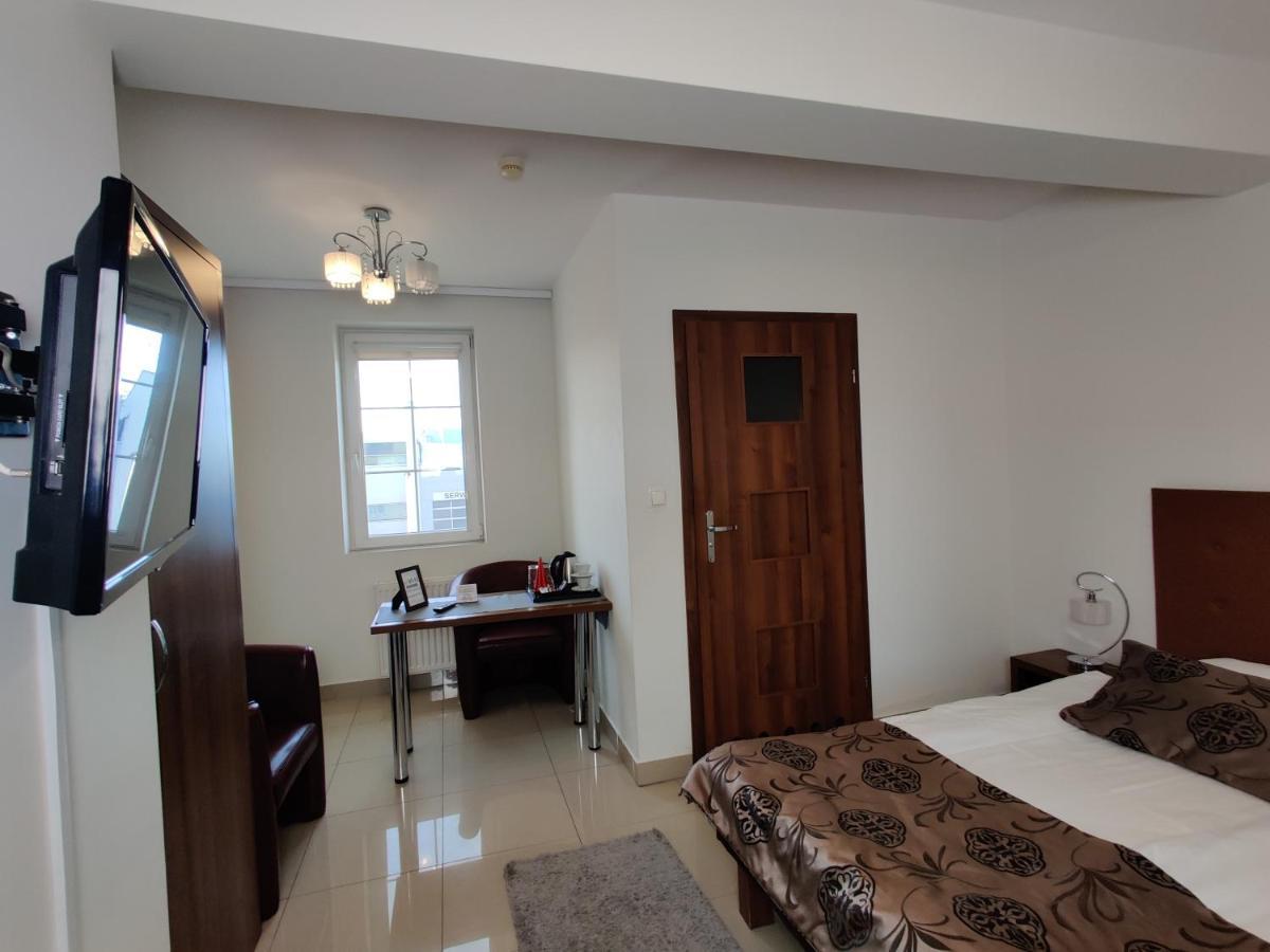 Aparthotel Belweder à Porosły Extérieur photo
