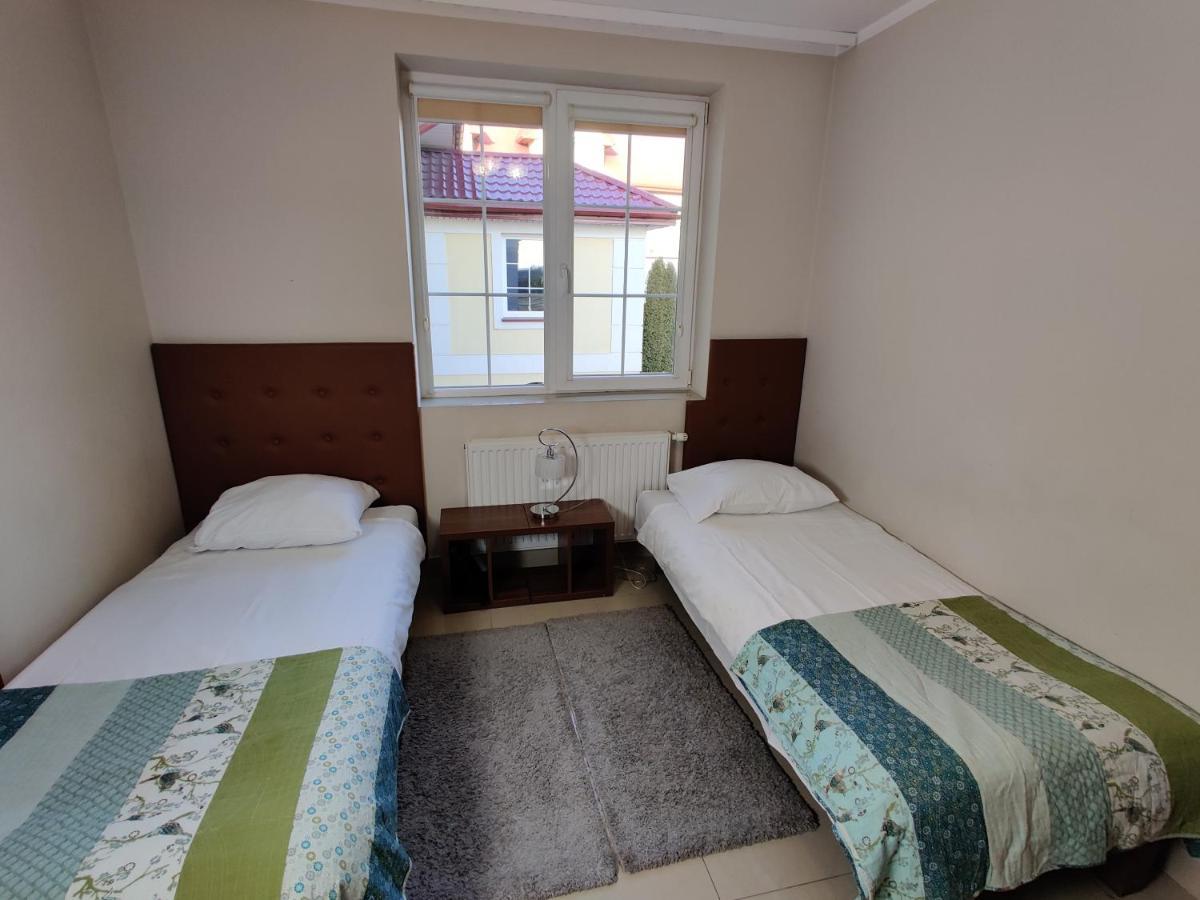 Aparthotel Belweder à Porosły Extérieur photo